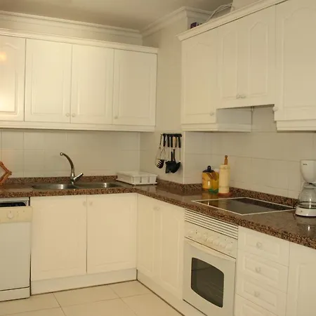 Sunny Apartment In Residential Point Complex *